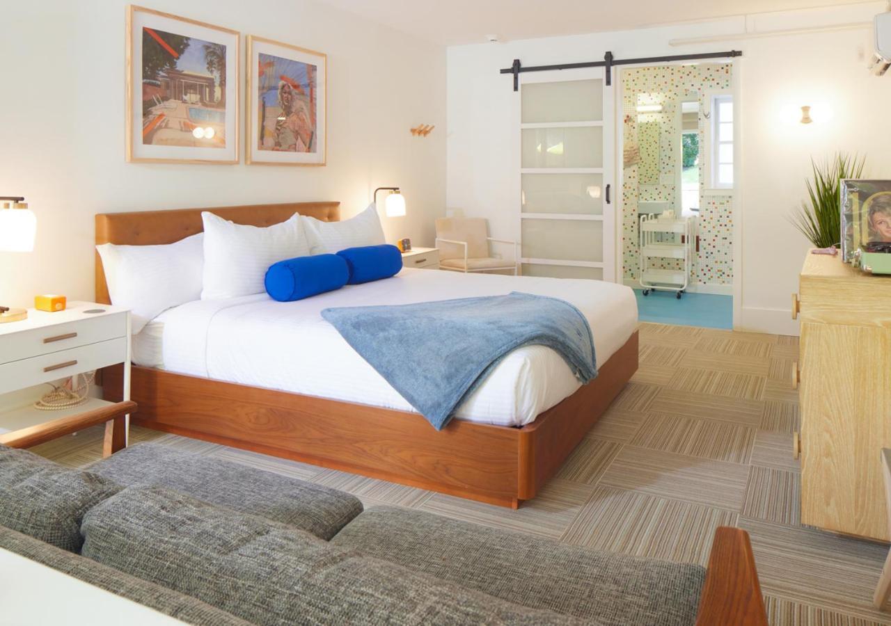 שרלוטסוויל Little Mod Hotel At The University מראה חיצוני תמונה
